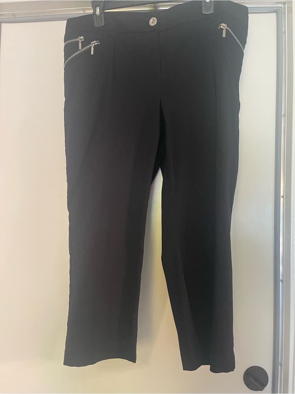 Women's Style & Co. Black Stretch Classic Pants with Zip Pocket Detail